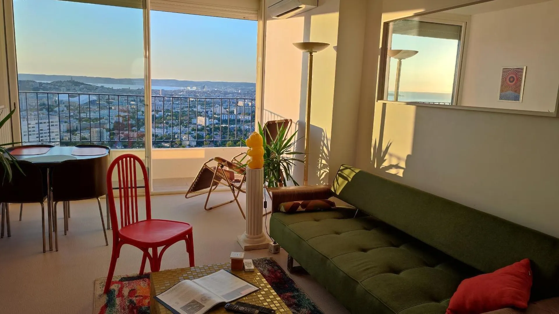Panoramic View Of Marseille For Two Apartment